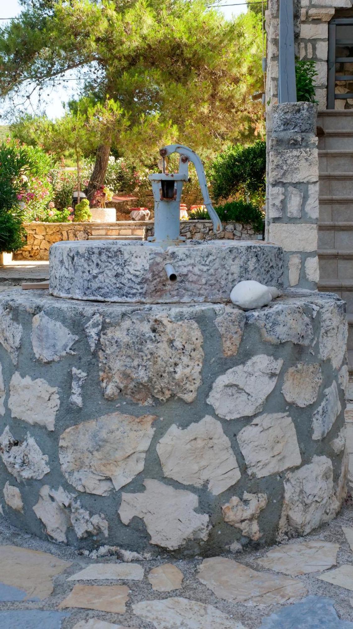 Fterini Apartments Sterna & Alletri Agios Leon ภายนอก รูปภาพ