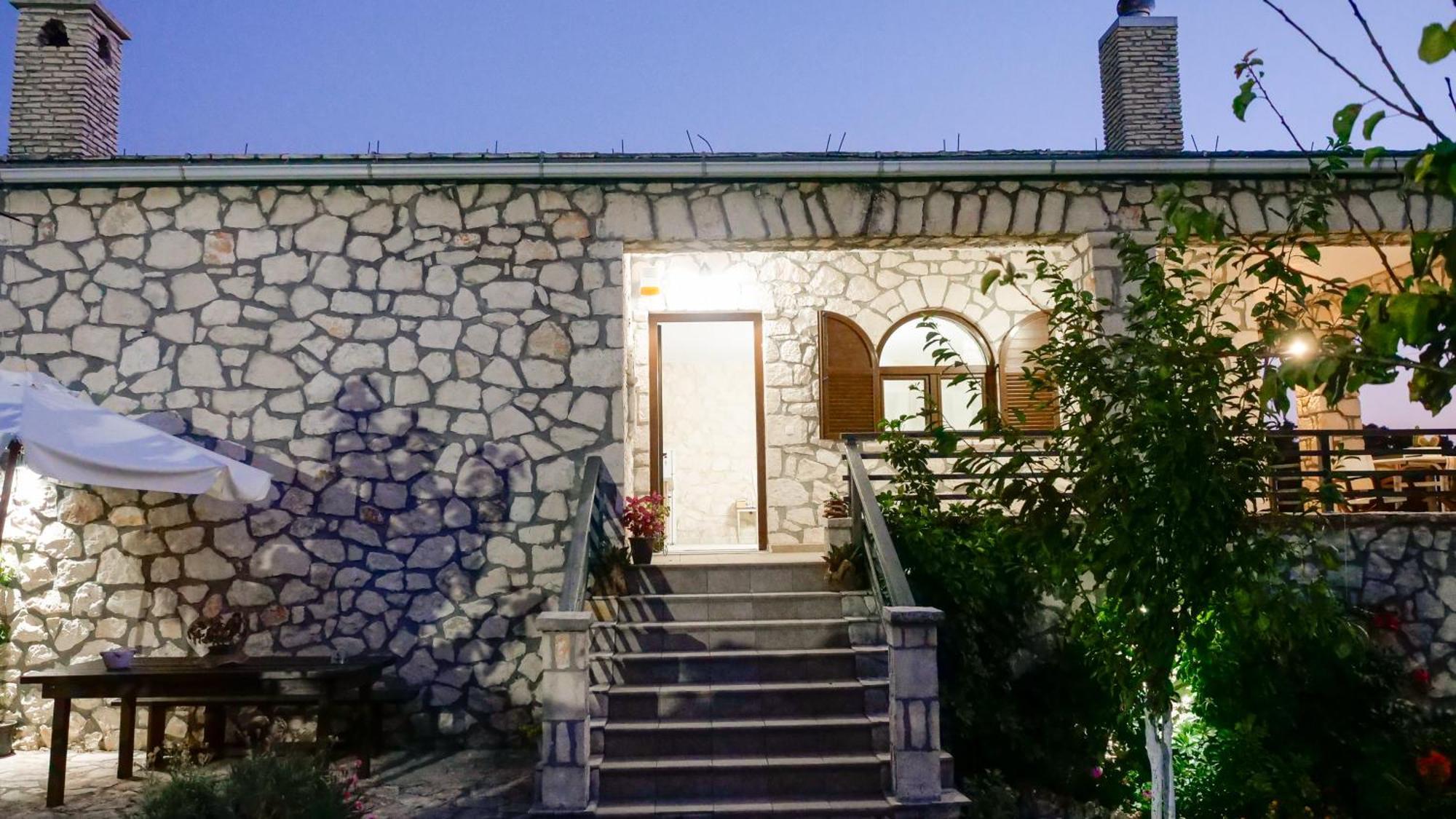 Fterini Apartments Sterna & Alletri Agios Leon ภายนอก รูปภาพ