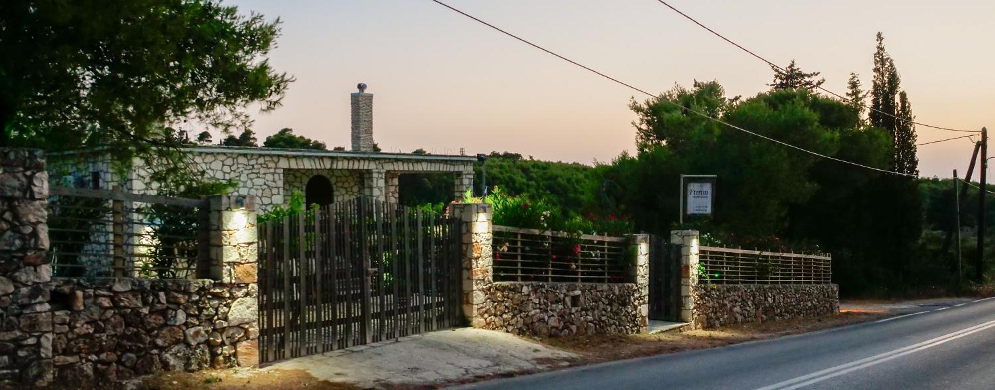 Fterini Apartments Sterna & Alletri Agios Leon ภายนอก รูปภาพ